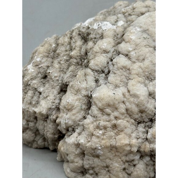 White Chalcedony & Quartz Crystal Geode Specimen Collectors 4.5x4" white READ - Picture 3 of 13
